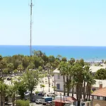 Lazaros Centre *