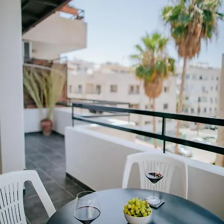 Lazaros Centre Apartament
