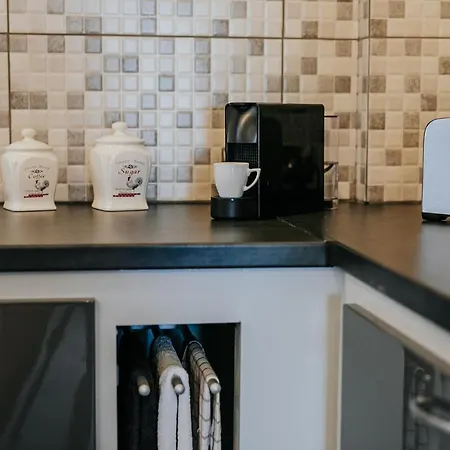 Lazaros Centre Apartament