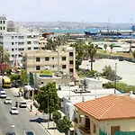 Lazaros Centre *