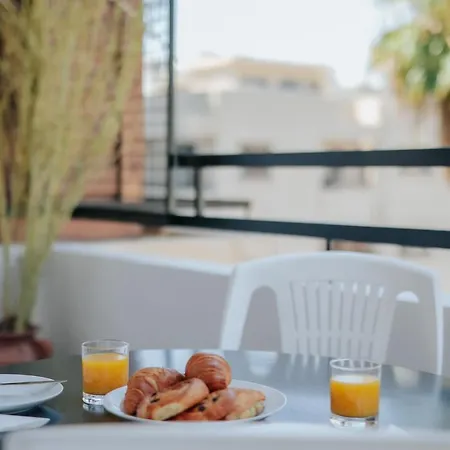 Lazaros Centre Larnaca